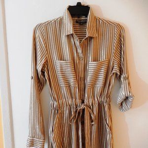 J Gee Dress With Golden Accents Size Small